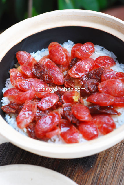 Lap Cheong Claypot Rice 臘腸煲仔飯